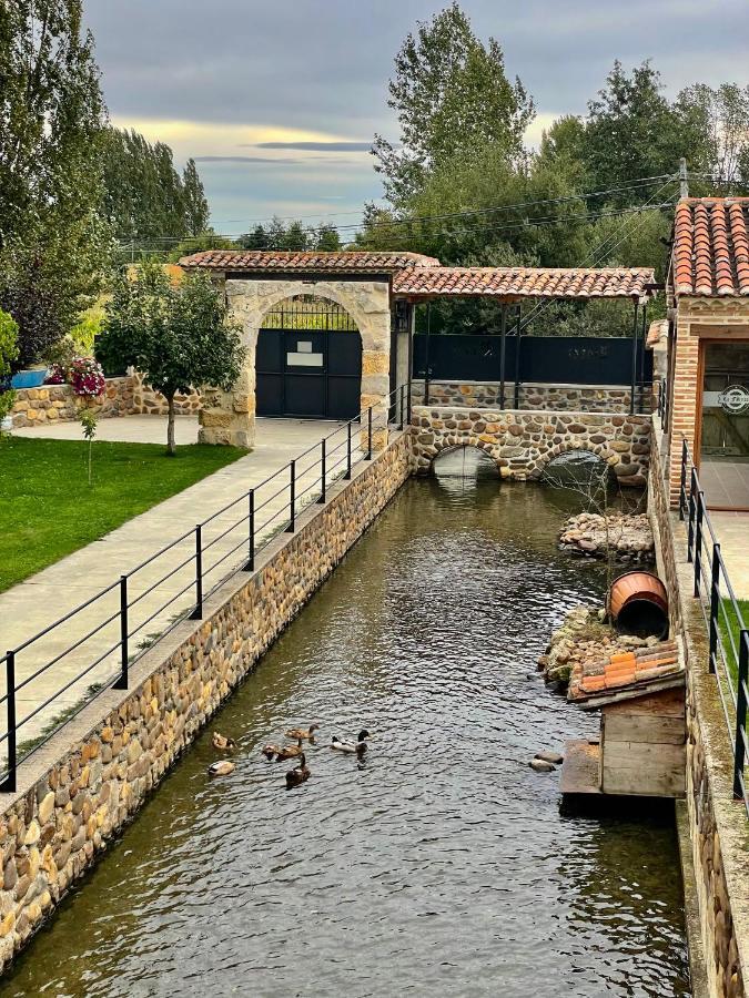 Apartamentos La Fabrica Villaluenga de la Vega Екстер'єр фото