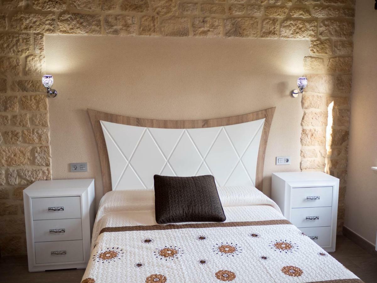 Apartamentos La Fabrica Villaluenga de la Vega Екстер'єр фото