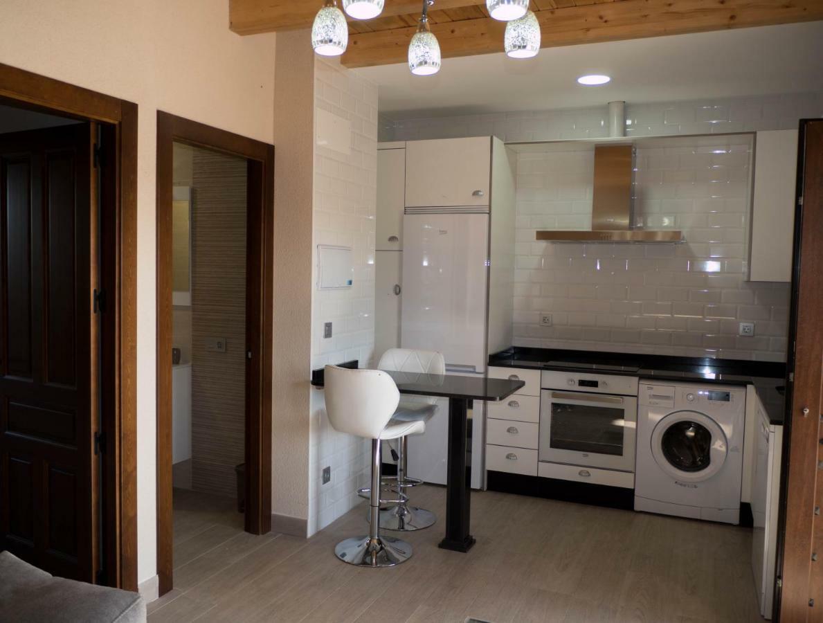 Apartamentos La Fabrica Villaluenga de la Vega Екстер'єр фото